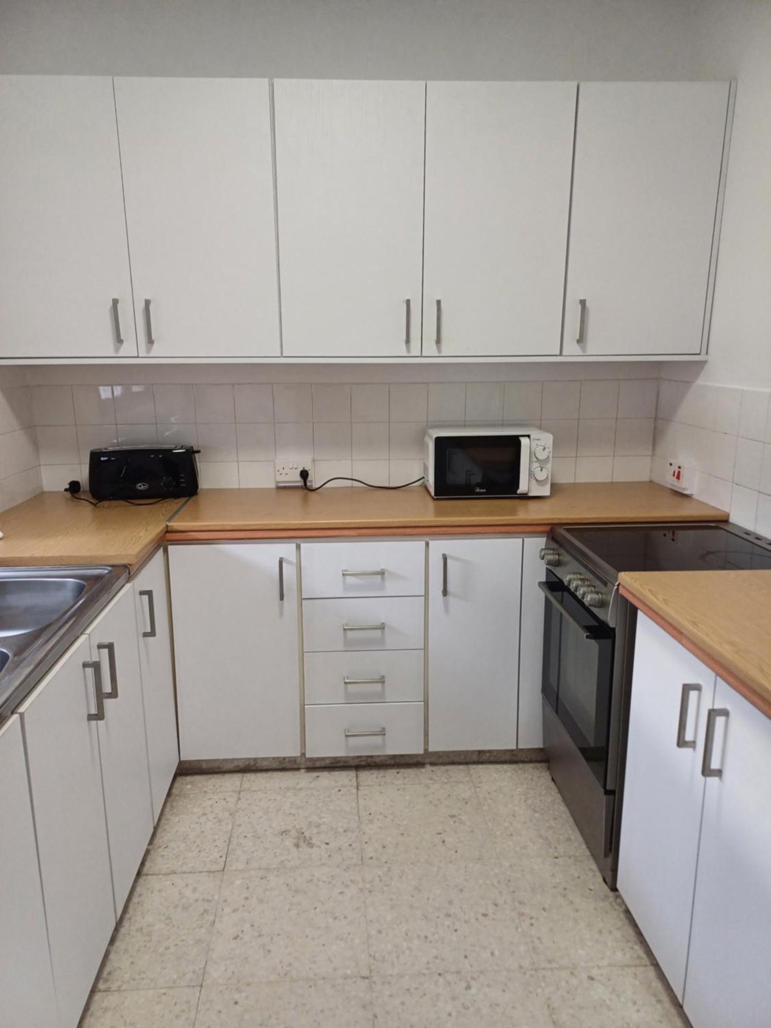 Spacious 2 BR appartment near mall Paphos Exterior foto