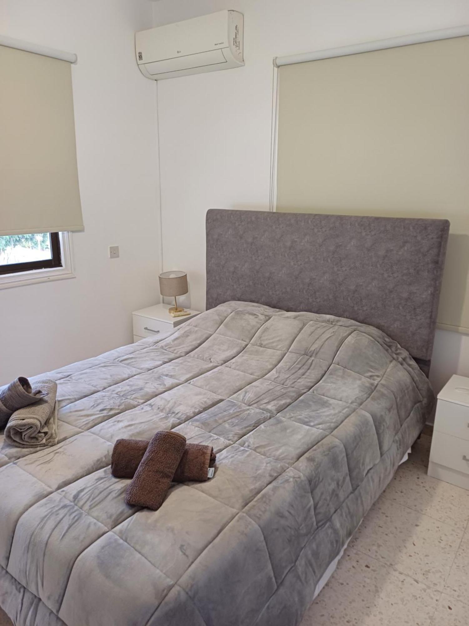 Spacious 2 BR appartment near mall Paphos Exterior foto